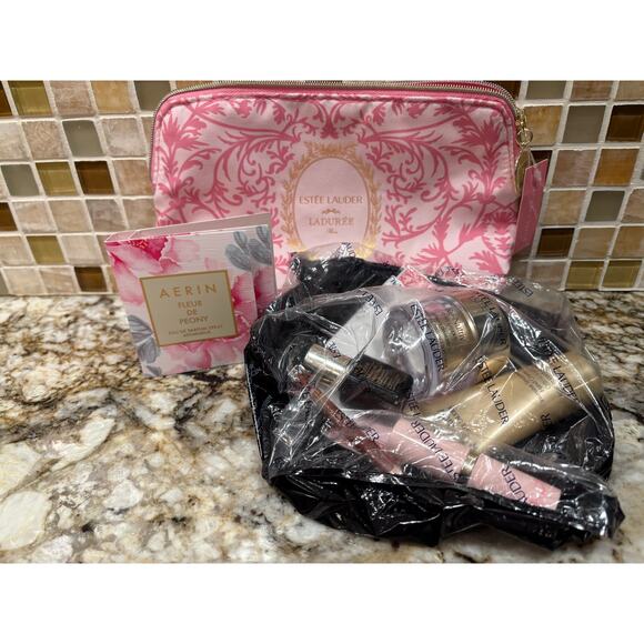 Estee Lauder x Laduree Gift Set Re-Nutrive Ultimate Diamond - Picture 6 of 6
